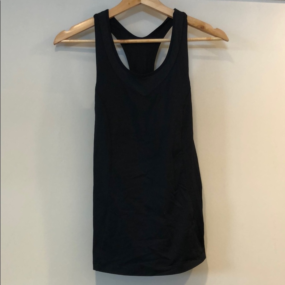 Lululemon workout tank